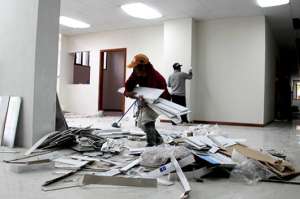 Durante  2013 se intervino en  3.000 metros cuadrados del edificio, donde se pretend&iacute;a trasladar el Dispensario Central del IESS. Foto: Jos&eacute; Luis LLivisaca 