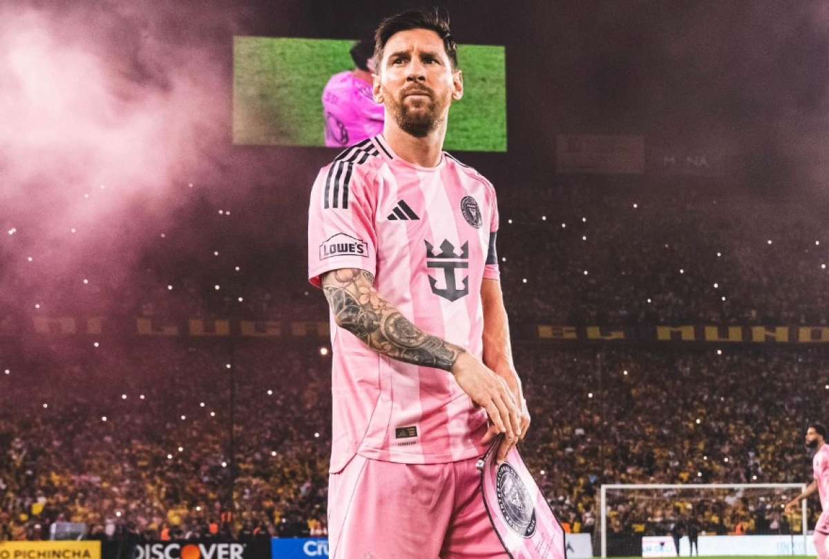 Messi fue la portada; la &ldquo;Messi Experience&rdquo; y Blessd, el debate