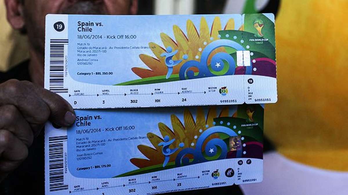 Sueltan al director de empresa contratista de la FIFA detenido por reventa