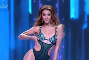 La ecuatoriana Samantha Quenedit desfiló en traje de baño en la preliminar de Miss Grand Internacional. 