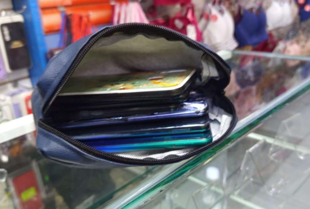 El local fue clausurado por tener celulares reportados como robados