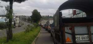 Foto tomada en la zona de congesti&oacute;n. Conductores aseguran que el tr&aacute;fico avanza.