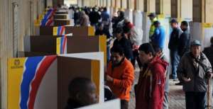 Municipio de Quito exhorta a usar doble mascarilla el día de elecciones