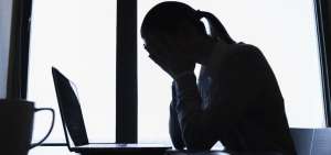 Violencia pol&iacute;tica contra la mujer se incrementa en el confinamiento