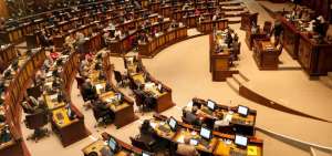 Seg&uacute;n la propuesta, la estructura de la Asamblea Nacional cambiar&iacute;a al disminuir de 137 asamble&iacute;stas a 95.