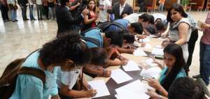 Estudiantes y docentes de Guayaquil participaron en socializaci&oacute;n del tema