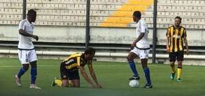 Emelec y Pe&ntilde;arol se enfrentaron en dos partidos preparatorios
