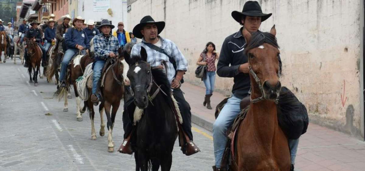 La Batalla de Tarqui fue recordada con cabalgata