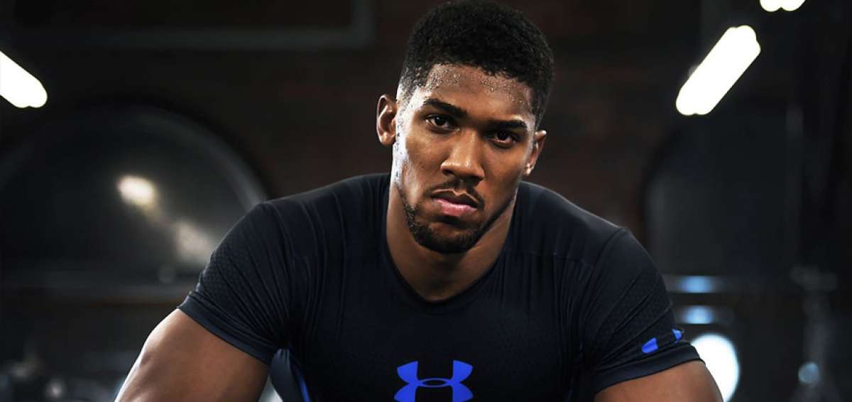 Joshua tiene permiso para medirse con Klitschko