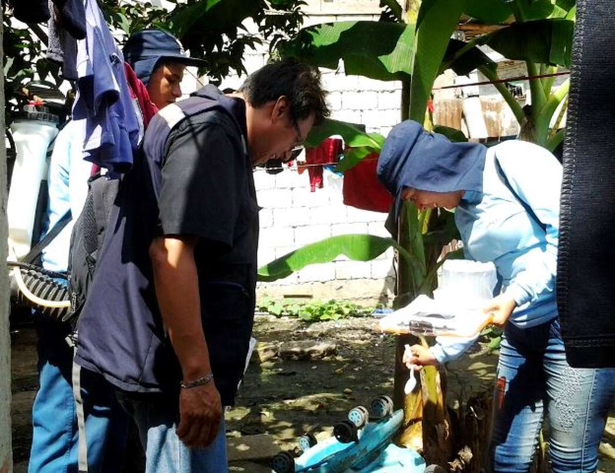 Eliminan m&aacute;s de 1.900 criaderos de mosquitos en cooperativas del norte de Guayaquil