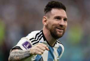 Messí lanzó un duro comentario en contra de Louis Van Gaal