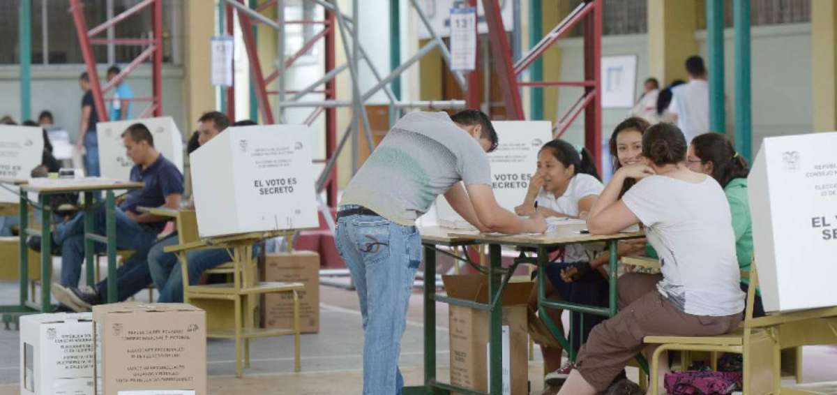 El CNE dej&oacute; listo el cronograma de elecciones. M&aacute;s de 13 millones de ecuatorianos acudir&aacute;n a las urnas el 19 de febrero de 2017 para elegir a presidente y vicepresidente, y asamble&iacute;stas nacionales.