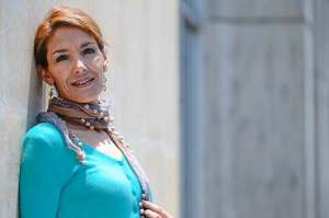 Una mujer que le canta a las causas sociales