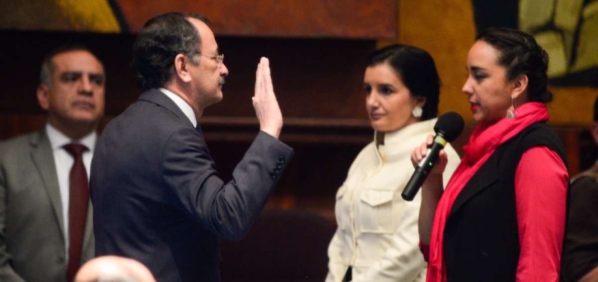 El acto de posesi&oacute;n se realiz&oacute; durante la sesi&oacute;n 439 del Pleno.