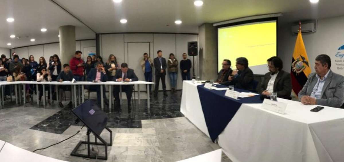 Las autoridades educativas dieron detalles de la medida anunciada por el Ejecutivo.