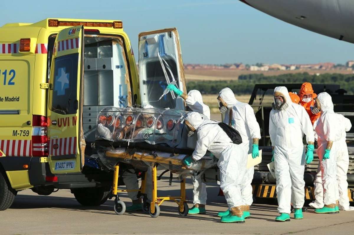 Hasta el momento se han reportado 931 muertos entre los m&aacute;s de 1.700 presuntos casos detectados. Foto: AFP