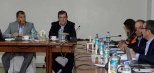 El Jefe de Estado comanda el gabinete en el Ministerio de Deportes.
