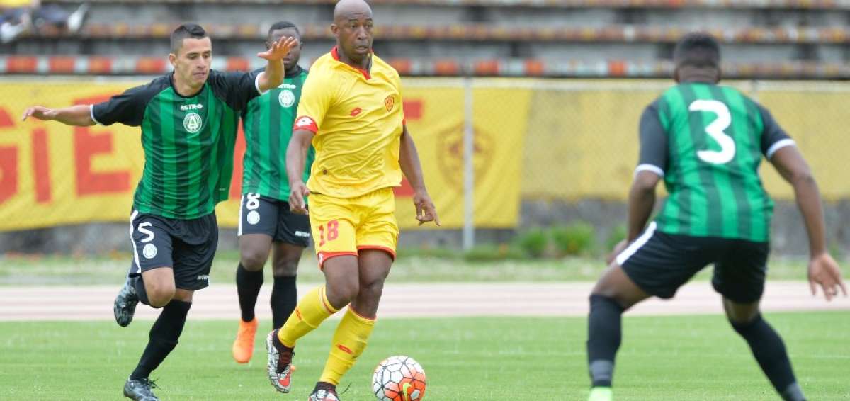 El 'Cl&aacute;sico Am&eacute;rica - Aucas' provoc&oacute; gran aforo en el Atahualpa