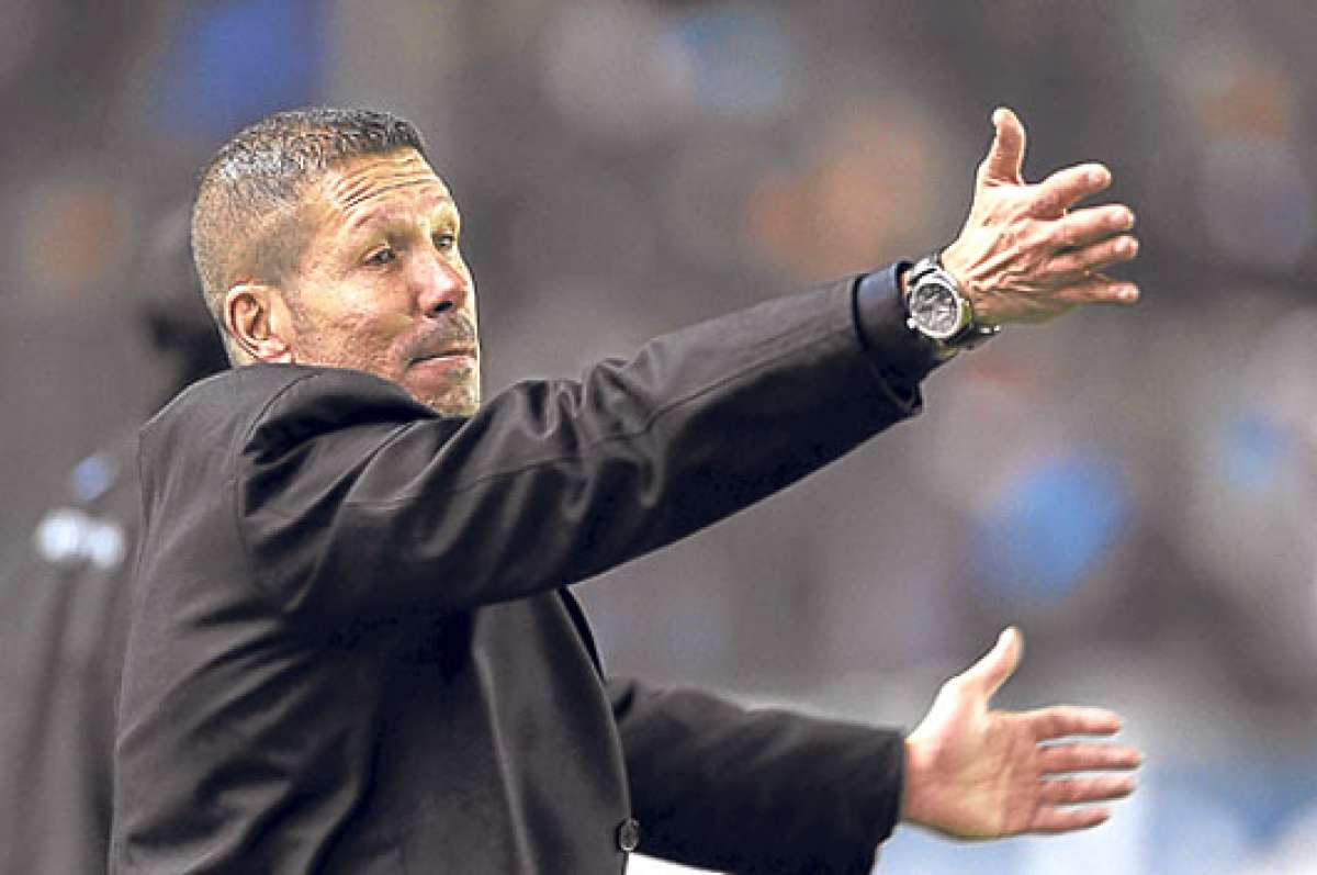 Diego Simeone lleg&oacute; al banquillo del Atl&eacute;tico Madrid en 2012 despu&eacute;s del subcampeonato que logr&oacute; con R&aacute;cing en el Apertura 2011. Foto: Tomado de www.ilpallonaro.com