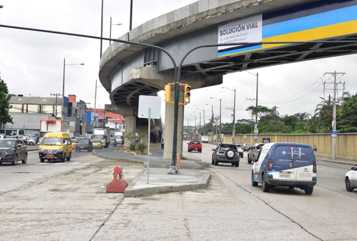 Desde este martes 2 de septiembre se inician los trabajos en la avenida Juan Tanca Marengo, al norte de Guayaquil. Habrá cierres viales parciales hasta mayo de 2027.