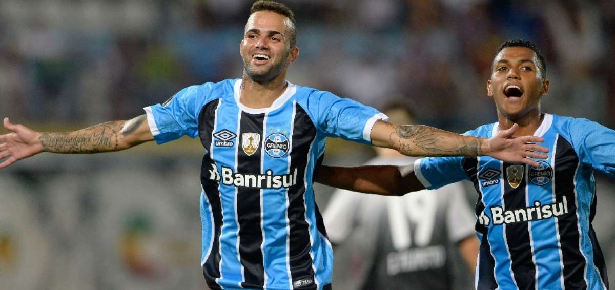 Gremio venci&oacute; 2-0 a Zamora en la Libertadores con Miler 83 minutos