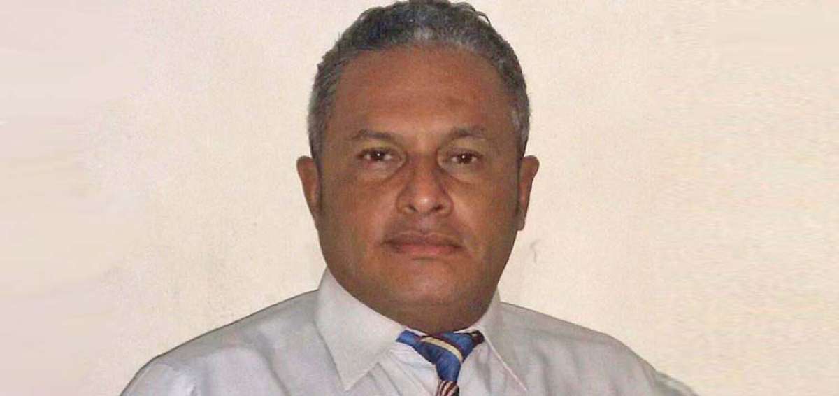 El maestro creador del escudo del cant&oacute;n Dur&aacute;n