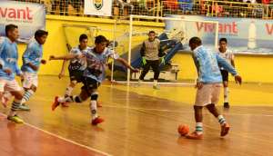 La inauguraci&oacute;n del Mundialito se desarroll&oacute; la noche del viernes. Foto: Fernando Machado / El Tel&eacute;grafo