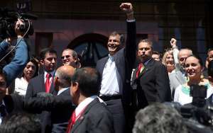 El presidente ecuatoriano, Rafael Correa, particip&oacute; hoy en la ceremonia de investidura de la mandataria chilena Michelle Bachelet. Foto: Presidencia 