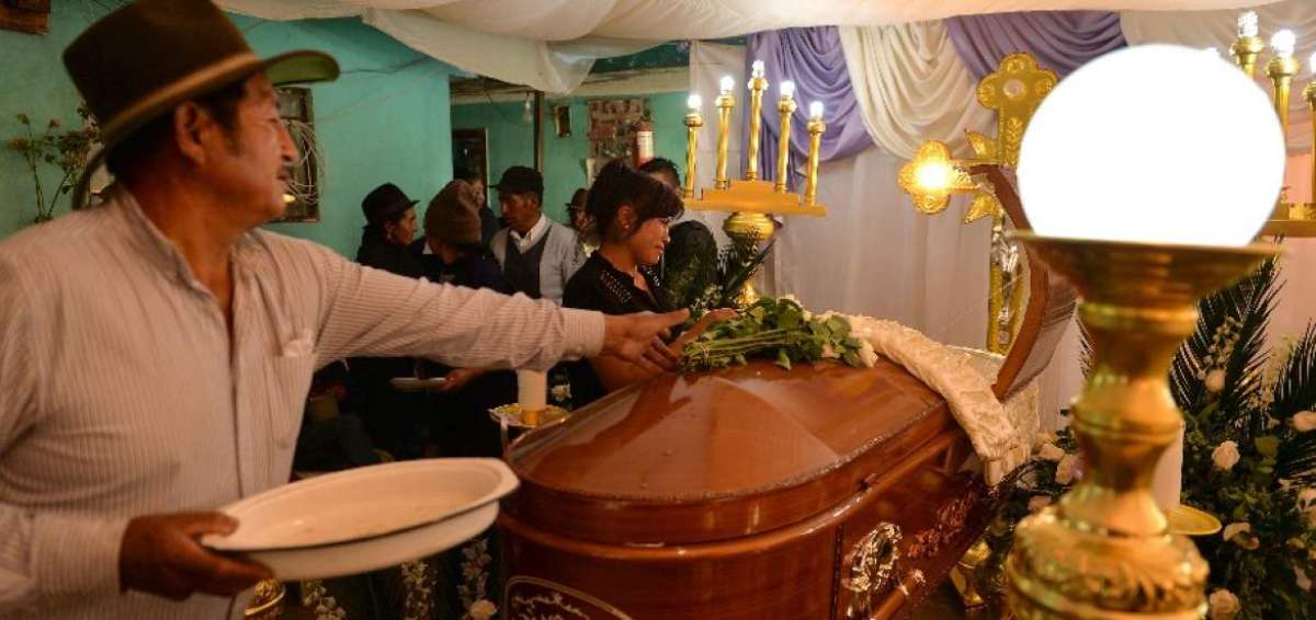 Obreros fallecidos por deslizamiento de tierra en Sigchos ser&aacute;n sepultados hoy