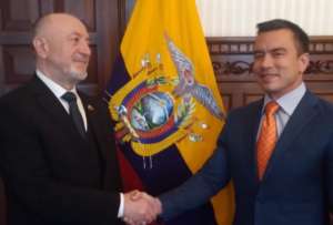 Gobierno de Rusia felicitó a Noboa por su triunfo.