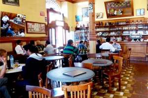 El bar Cordano fue un escenario de &lsquo;Huerto Cerrado&rsquo;, de Alfredo Bryce-Echenique.
