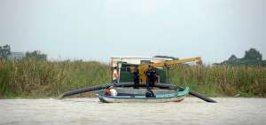 El dragado de la zona adyacente al islote EL Palmar evitar&aacute; que se generen inundaciones en Guayaquil, expuso ayer la Prefectura del Guayas.