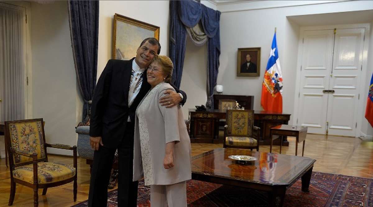 Durante la cita, que se desarroll&oacute; en el Palacio de La Moneda (sede del gobierno), Bachelet y Correa tambi&eacute;n abordaron el tema de la integraci&oacute;n sudamericana. Foto: Marco Salgado / El Tel&eacute;grafo 