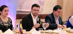 El titular del CNE, Juan Pablo Pozo, mantuvo un taller con los Consejos Editoriales de los medios de comunicaci&oacute;n del pa&iacute;s. 