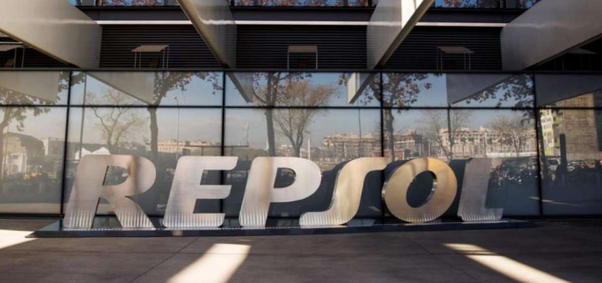 Repsol anuncia p&eacute;rdida de m&aacute;s de 1.200 millones de euros en 2015