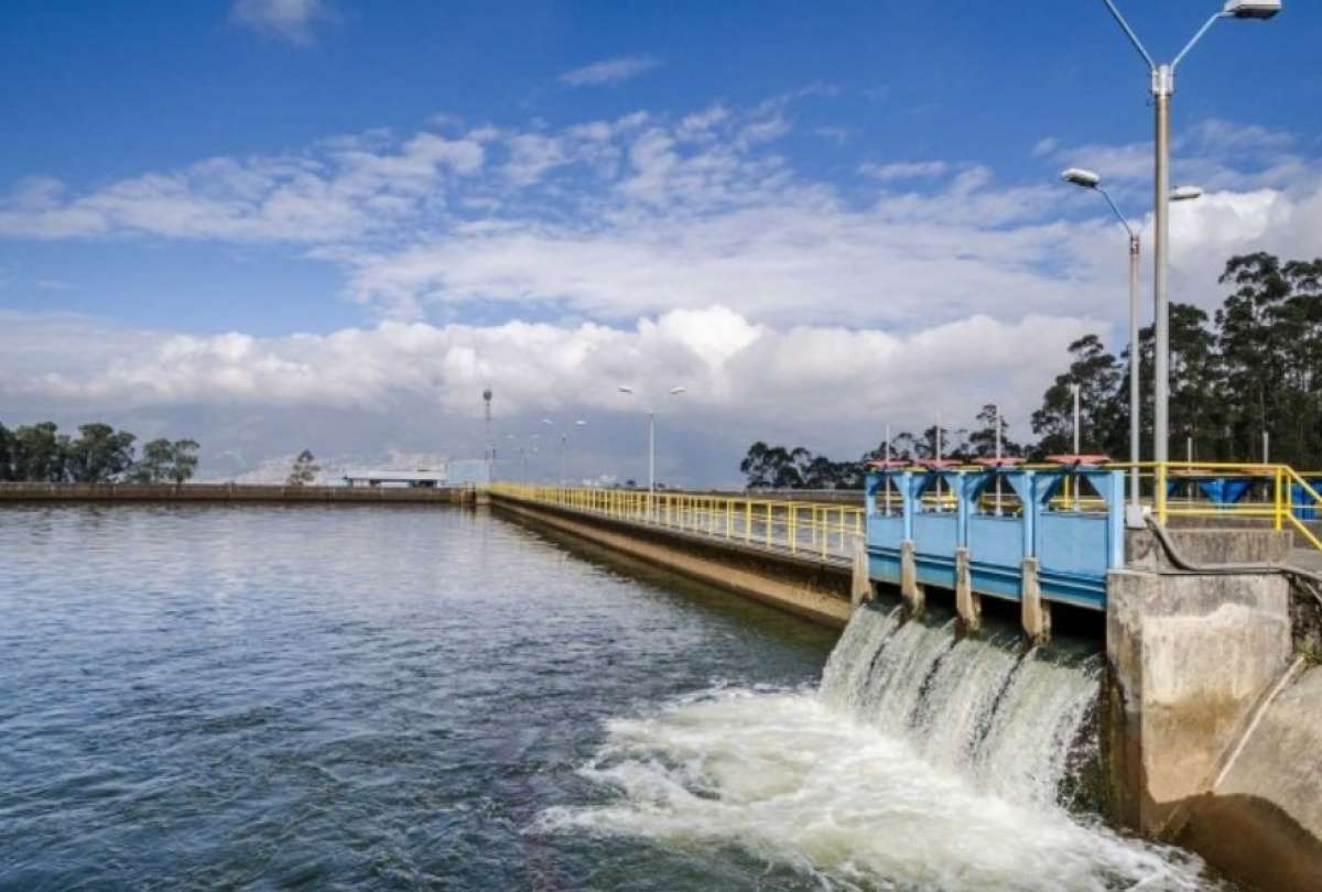 El Ministerio de Ambiente abrió vacantes para laborar en un proyecto relacionado al manejo del agua en Quito y Ambato.