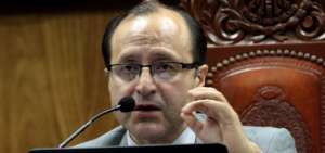 El fiscal anticorrupci&oacute;n de Per&uacute;, Hamilton Castro, lidera el equipo de investigaci&oacute;n de los sobornos de la constructora brasile&ntilde;a.