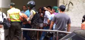Polic&iacute;a frustra asalto en el centro de Guayaquil