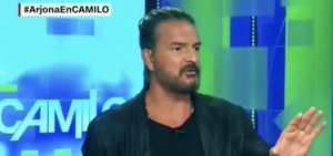 Ricardo Arjona se enoja y abandona entrevista con Camilo de CNN