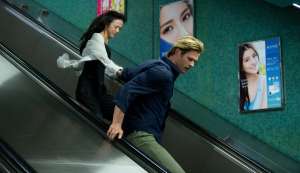 Hemsworth deja de ser "Thor" y encarna a Nicholas Hathaway. Foto: Internet