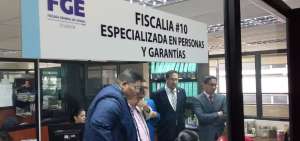 Los abogados de las partes acudieron a la Fiscal&iacute;a del Guayas este jueves 16 de agosto. 