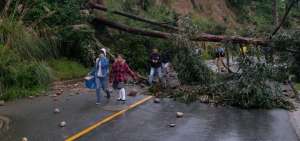 Lluvias provocan afectaciones en viviendas y v&iacute;as de Cuenca