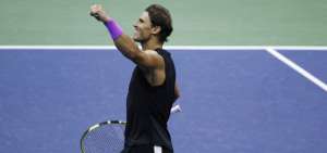 Rafa Nadal clasifica a la final del US Open con problemas