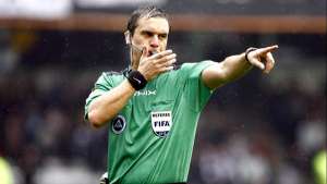 Patricio Loustau, &aacute;rbitro argentino. Foto: Tomada de Internet.