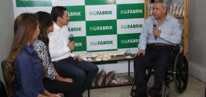 El presidente Len&iacute;n Moreno visit&oacute; la empresa Biofabrik, en Guayaquil