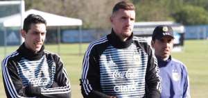Armani dice que Messi no para de marcarle goles en las pr&aacute;cticas