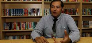 Andr&eacute;s Aguirre. Docente
