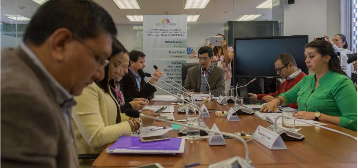 La Comisi&oacute;n de Gobiernos Aut&oacute;nomos analiz&oacute; las propuestas emanadas en el primer debate.
