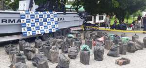 Armada colombiana halla m&aacute;s de una tonelada de coca&iacute;na en Tumaco