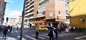La avenida Cevallos, en el centro de Ambato, ser&aacute; el escenario para el desfile c&iacute;vico estudiantil que se realizar&aacute; este s&aacute;bado en homenaje a la independencia.